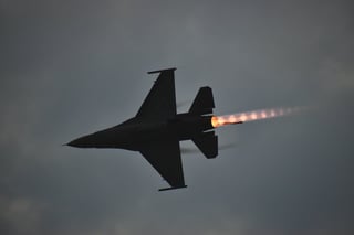 US Air Force F 16 Fighting Falcon